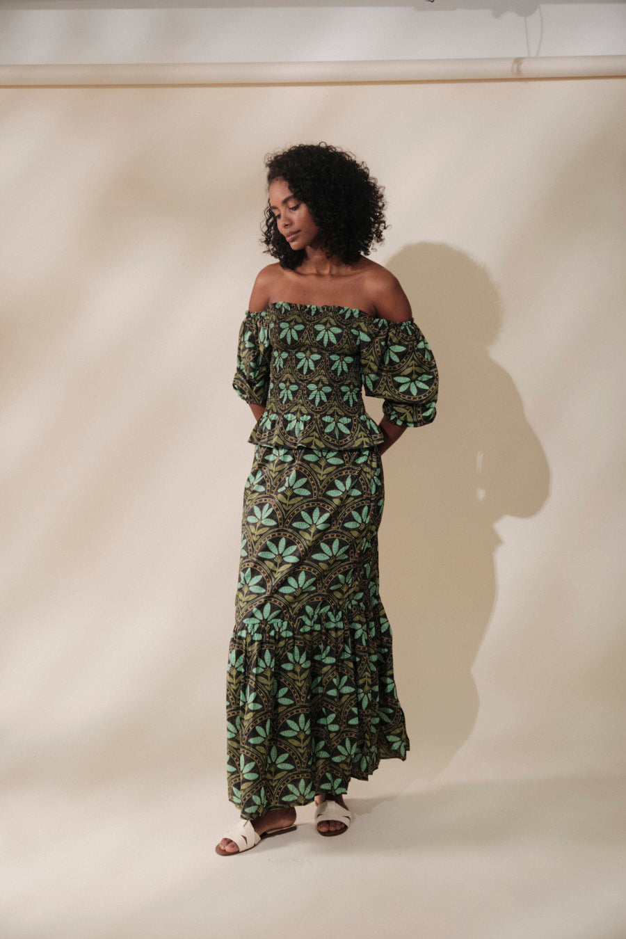 Kai Skirt Palm